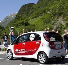 Mitsubishi i-MiEV unterwegs in den Alpen. Foto: Mitsubishi/auto-reporter.net